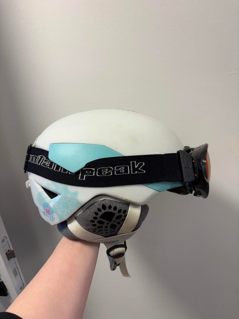 Skihelm dames - Maat M (38) - Verstelbaar, Overige merken, Ophalen of Verzenden, Zo goed als nieuw, Kleding