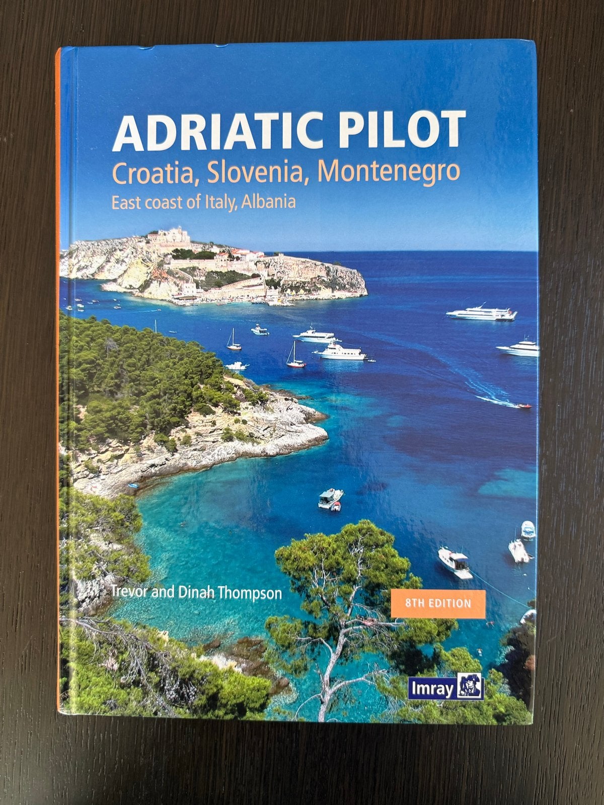 Adriatic Pilot 8th Edition - Kroatië, Slovenië, Montenegro, Overige merken, Europa, Ophalen of Verzenden, Zo goed als nieuw