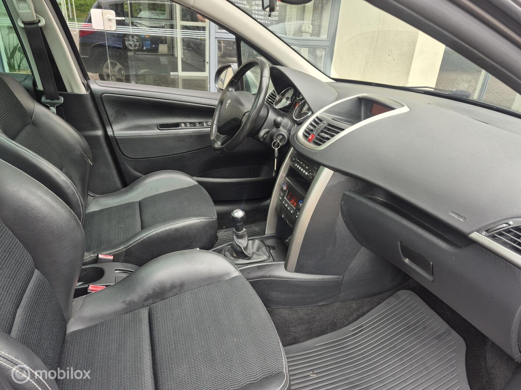 Peugeot 207 SW 1.6 VTi Outdoor '09|Clima|Cruise|Panodak!, 4 cilinders, Startonderbreker, Leder en Stof, 1110 kg