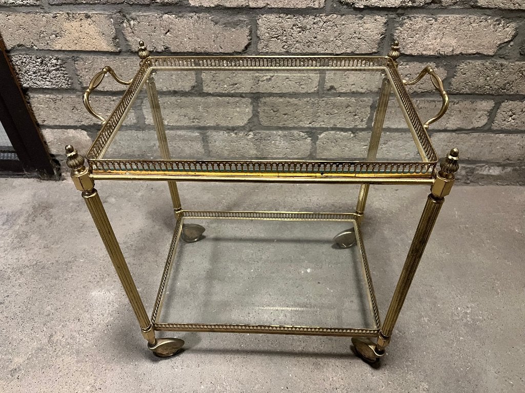 Prachtige messing dranktrolley, Ophalen