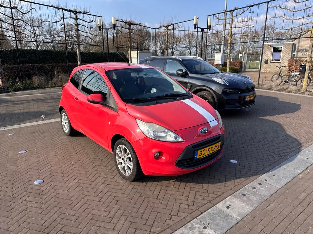 Ford Ka 1.2 Titanium Airco 2010 Nieuwe apk NAP!, Auto's, Ford, Voorwielaandrijving, 4 cilinders, 4 stoelen, Origineel Nederlands