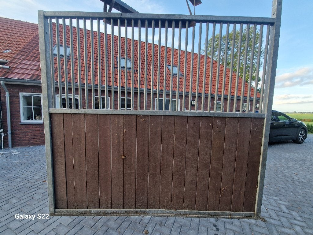 Stalwanden, zeer goede kwaliteit (degelijke spijlen), Dieren en Toebehoren