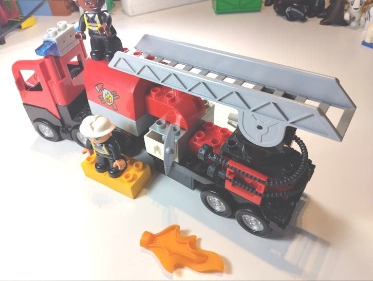 Duplo brandweerwagen (set nummer 4977), Gebruikt, Overige thema's, Ophalen of Verzenden, Compleet