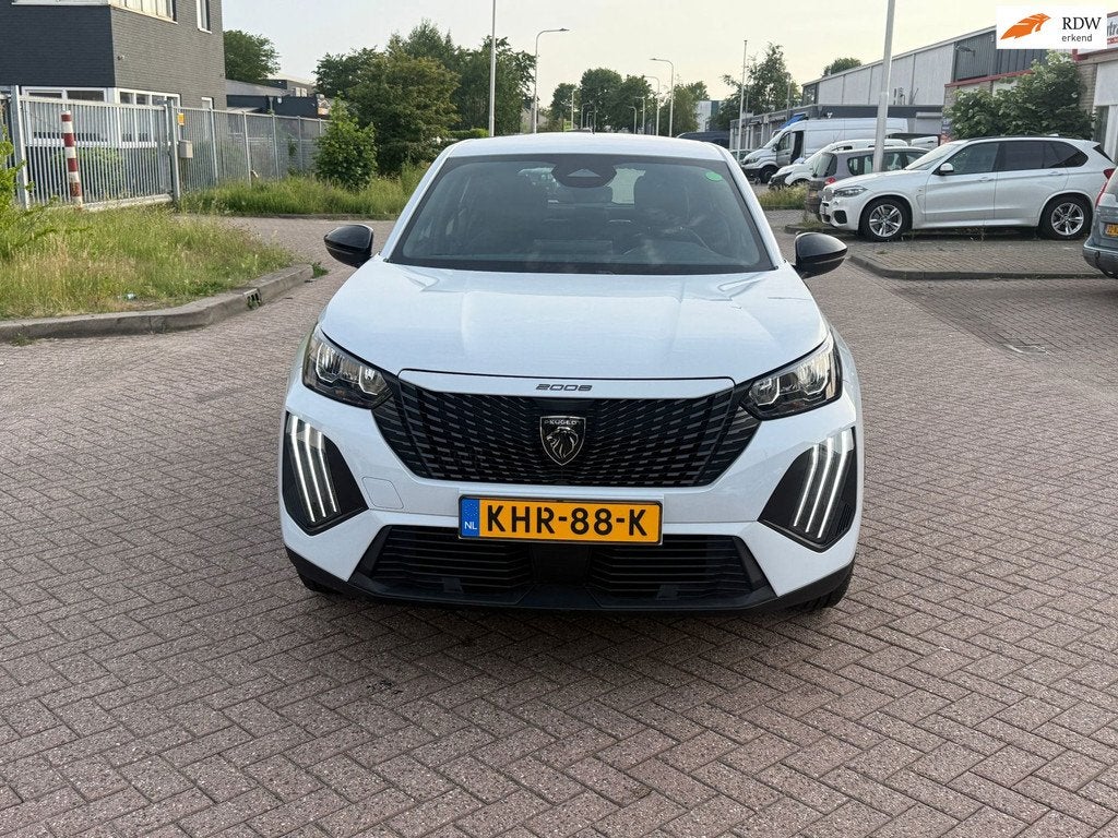Peugeot 2008 1.2 PureTech 130 GT AUTOMAAT, Gebruikt, Euro 6, 1199 cc, Wit