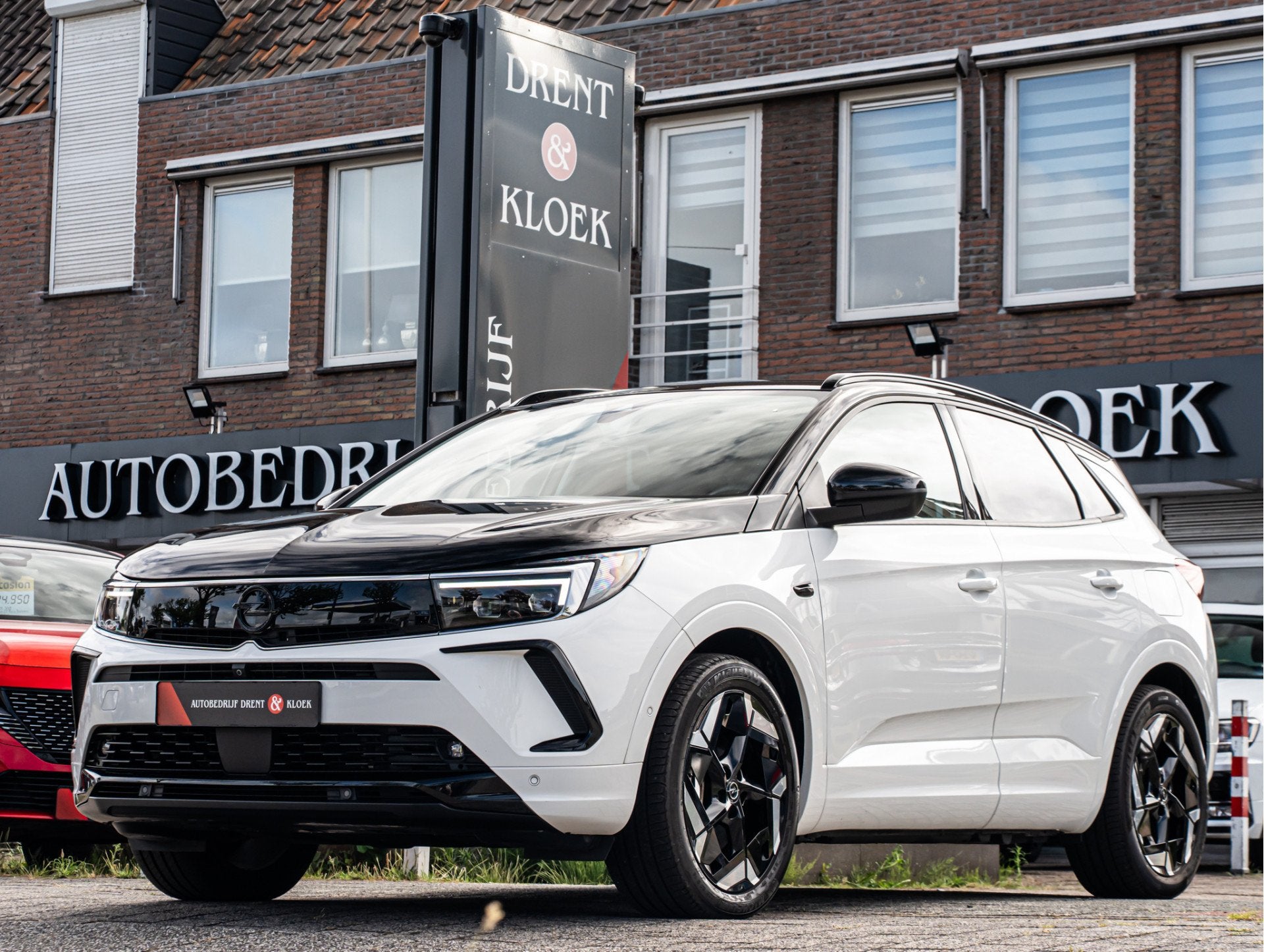 Opel Grandland 1.6 Turbo Plug-In Hybrid 4x4 GSe 19 INCH CAME, Auto's, Opel, Dealer onderhouden, Automatische klimaatregeling, 4 cilinders