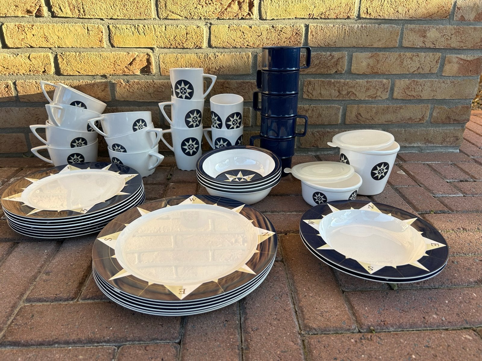 Mepal camping servies - windroos, Ophalen, Gebruikt