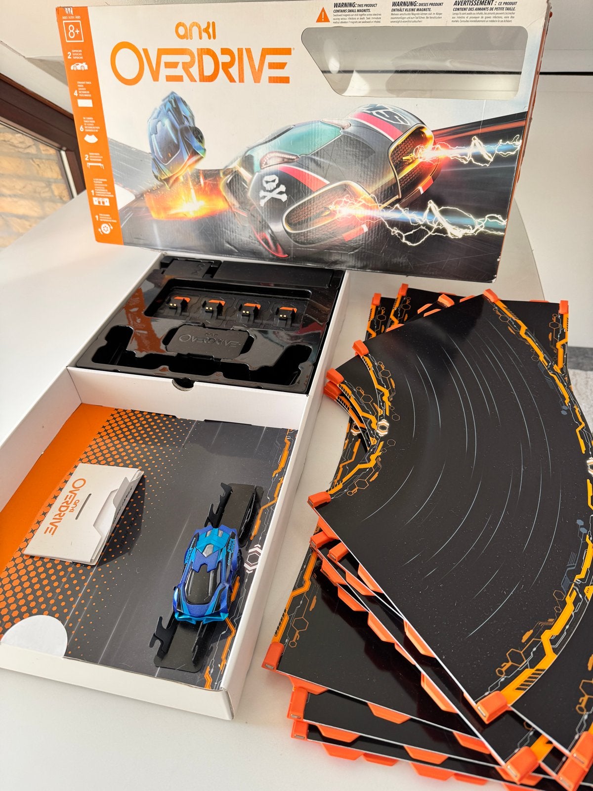 Anki OVERDRIVE Starter Kit - Racebaan met AI-auto's, Ophalen of Verzenden, Gebruikt, Jongen of Meisje