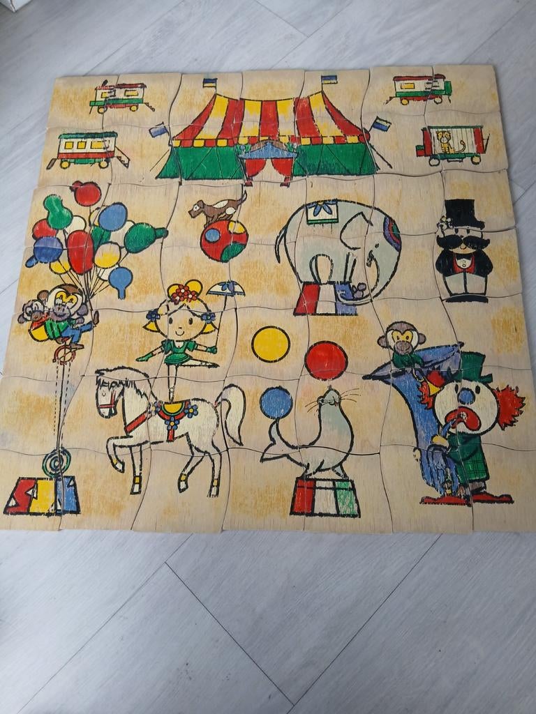 Houten vloerpuzzel circus - educatief speelgoed, 2 tot 4 jaar, Gebruikt, 10 tot 50 stukjes, Ophalen of Verzenden