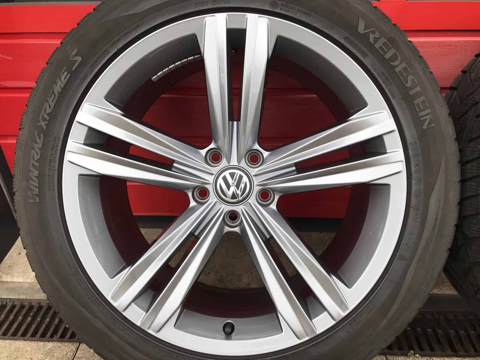 Gezocht 1x Sebring 19 inch velg zonder band mag ook, Ophalen of Verzenden