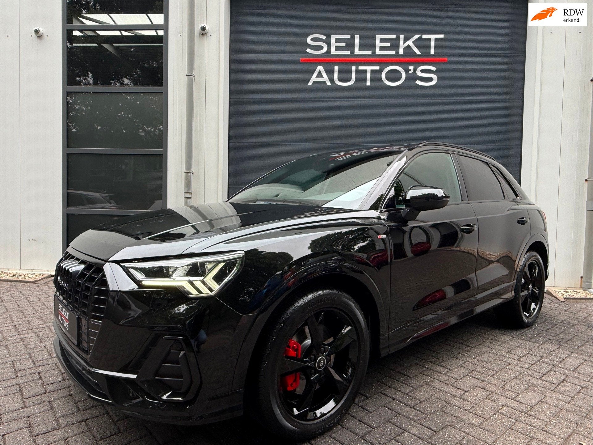 Audi Q3 40 TFSI Quattro Pro Line 3x S-Line 190 Pk Pano/Virtu, Auto's, Audi, Automaat, Gebruikt, Zwart, 1984 cc