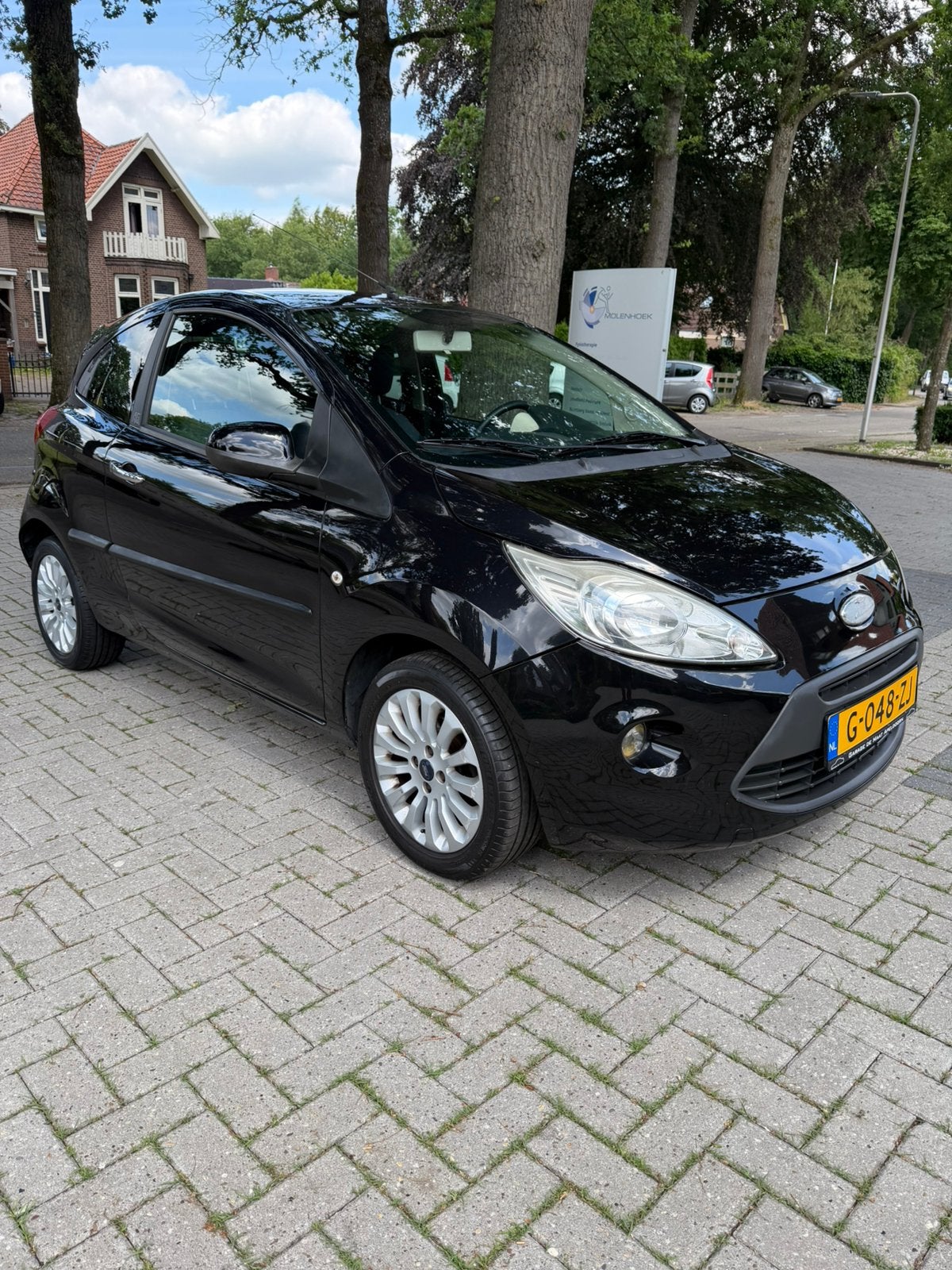 Ford Ka 2010 Zwart | Airco | APK 2027 | Onderhoudshistorie, Voorwielaandrijving, Stof, 1242 cc, 4 cilinders