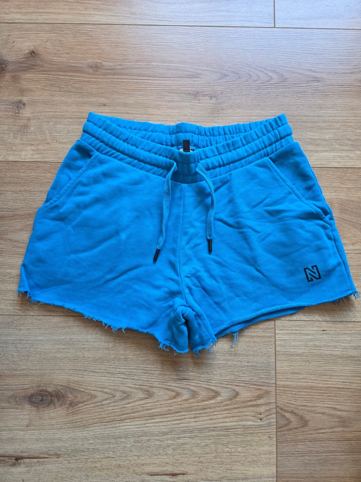 Korte broek Nikkie, maat 32, Kort, Blauw, Ophalen of Verzenden, Zo goed als nieuw