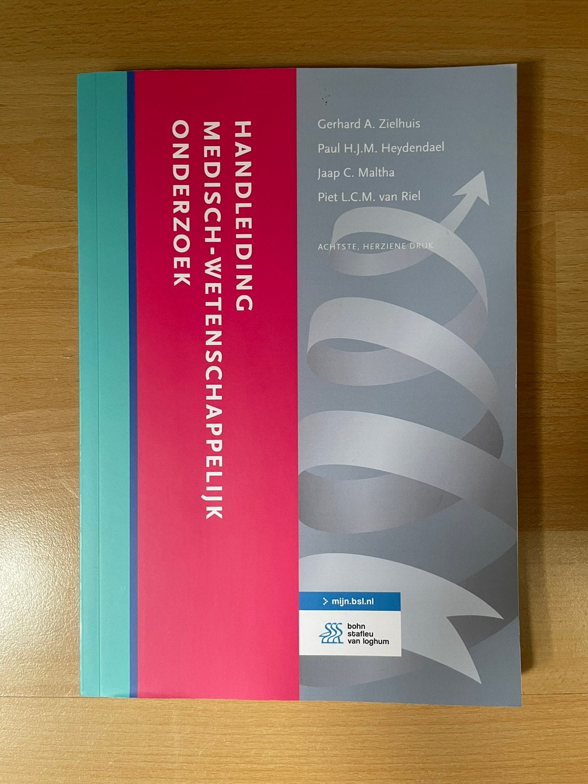 Handleiding Medisch-Wetenschappelijk Onderzoek, Ophalen of Verzenden, Beta, Zo goed als nieuw, WO