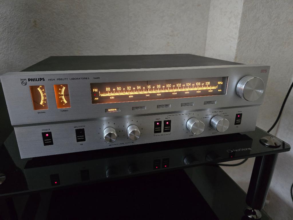 Philips 22AH673 Laboratories Tuner, Audio, Tv en Foto, Tuners, Ophalen of Verzenden, Niet werkend, Analoog