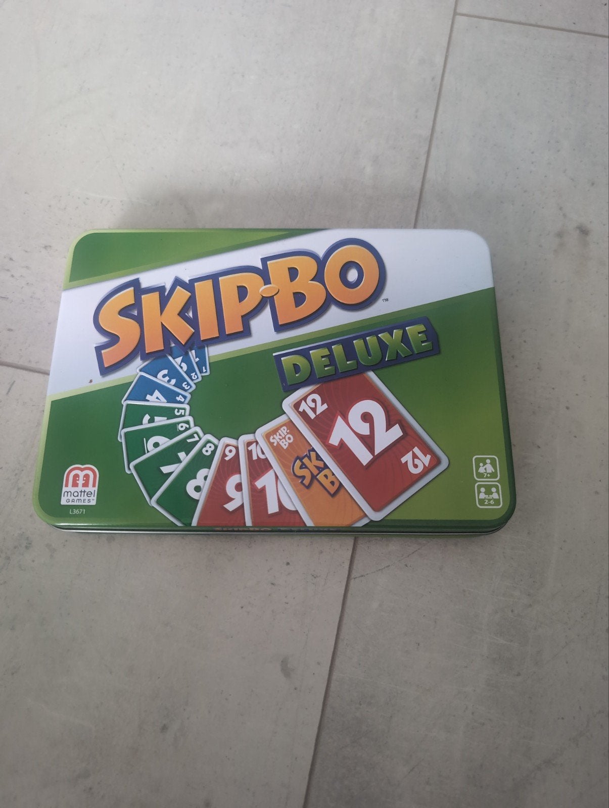 Skip-Bo Deluxe Kaartspel in Blikken Doos - Mattel Games, Een of twee spelers, Ophalen, Zo goed als nieuw, Mattel Games