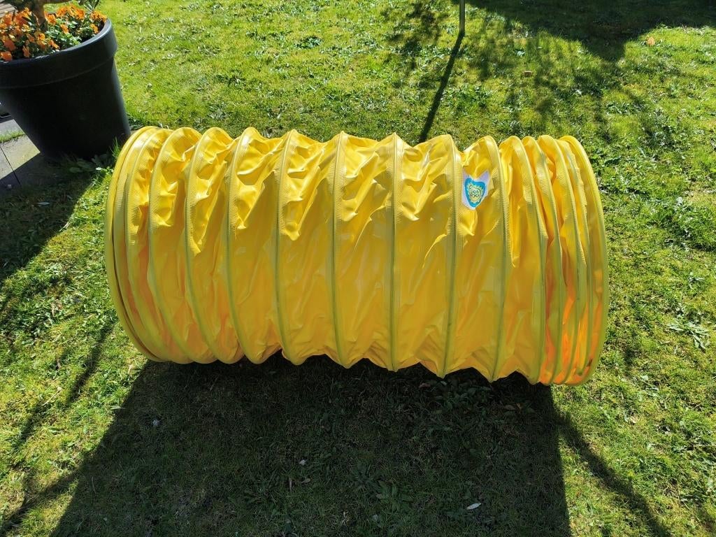 Alprovi agility tunnel 2 meter met verzwaringszak, Dieren en Toebehoren, Honden-accessoires, Ophalen, Zo goed als nieuw