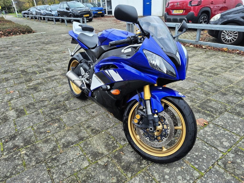 Yamaha YZF-R6 NETTE STAAT (bj 2008), Motoren, Motoren | Yamaha, Euterpelaan 5
5344CA  OSS, NL, Rvpinxteren@hetnet.nl, Van Pinxteren Auto's