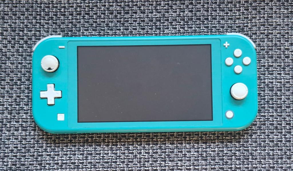 Nintendo Switch Lite Turquoise met hoesje en lader, Ophalen, Turquoise, Zo goed als nieuw