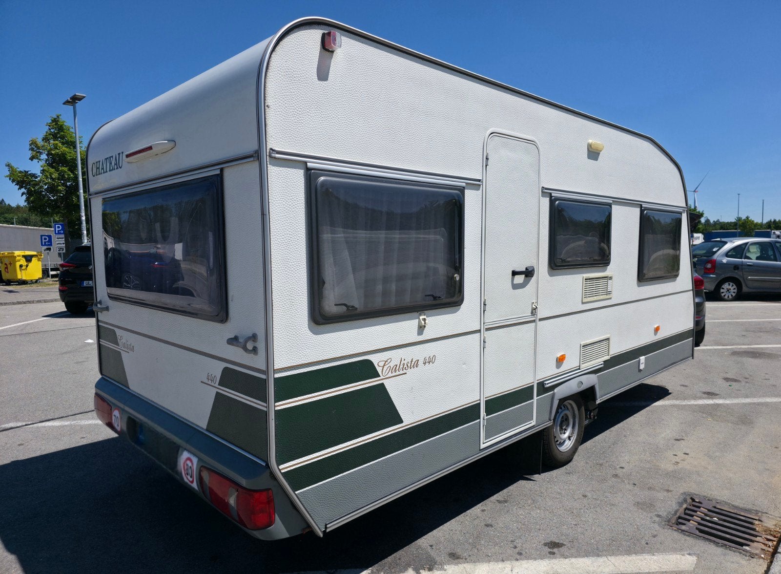 Chateau Calista 440 Inc Mover, Caravans en Kamperen, Schokbreker, Treinzit, 750 - 1000 kg, Particulier
