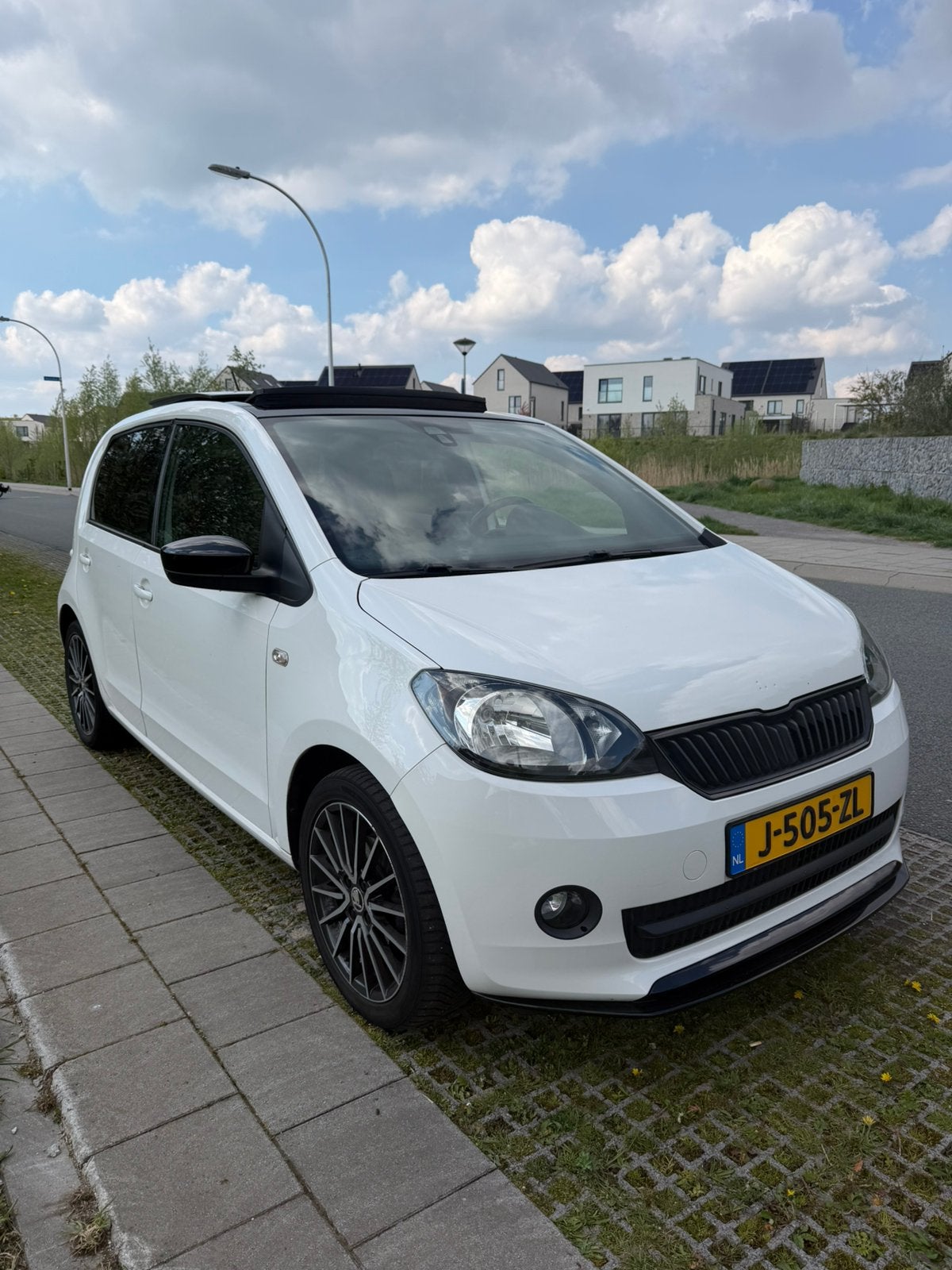 Skoda Citigo 1.0 T 55KW 3D 2016 Wit, Voorwielaandrijving, Stof, 74 pk, 840 kg