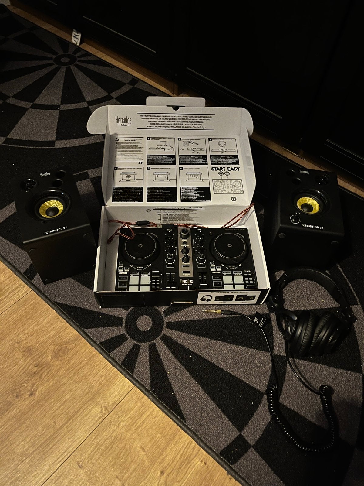 Hercules DJControl Inpulse 200 MK2 DJ-set met speakers, Muziek en Instrumenten, Dj-sets en Draaitafels, Ophalen, Zo goed als nieuw