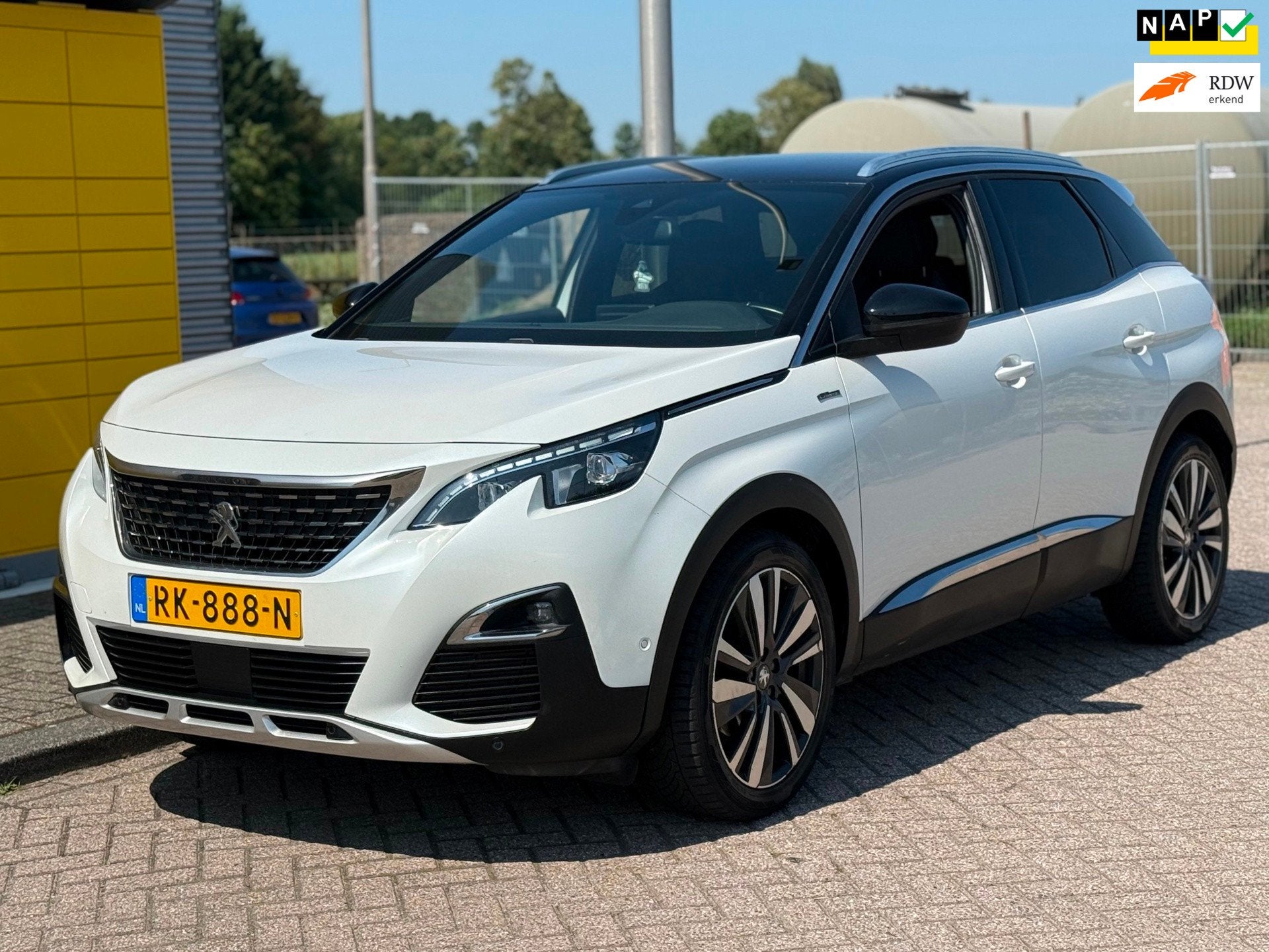 Peugeot 3008 1.2 PureTech GT Line Bj 2018 Xenon Led Navi Pdc, Auto's, Gebruikt, Euro 6, 1199 cc, Leder en Stof