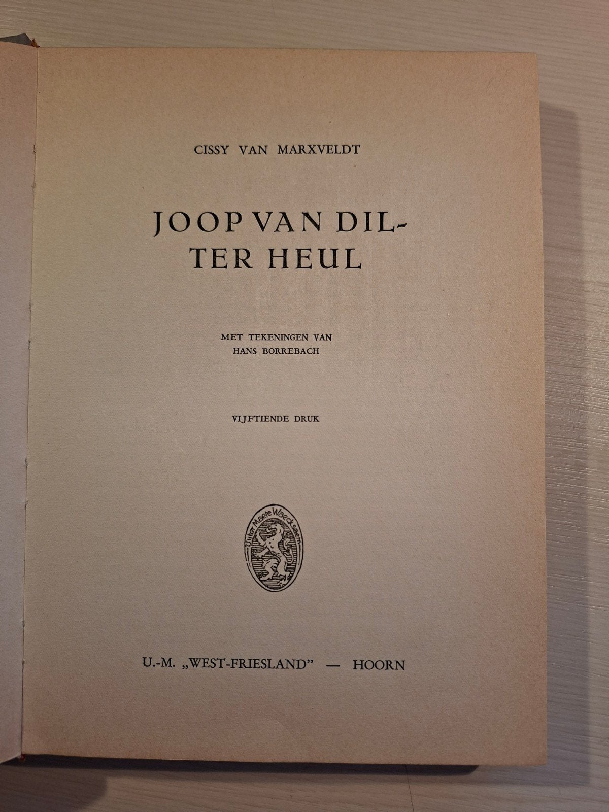 Joop van Dil-ter Heul - Cissy van Marxveldt (15e druk), Boeken, Ophalen of Verzenden, Gelezen, Cissy van Marxveldt, Nederland