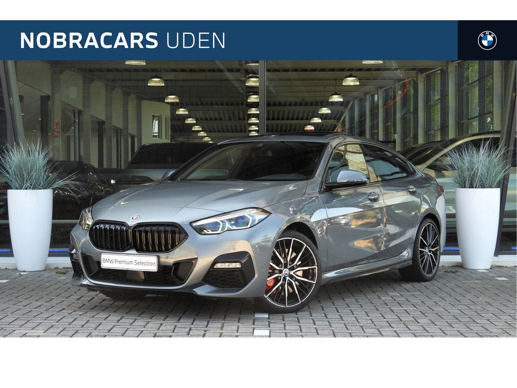 BMW 2 Serie Gran Coupé 220i M Sport Automaat / Panoramadak