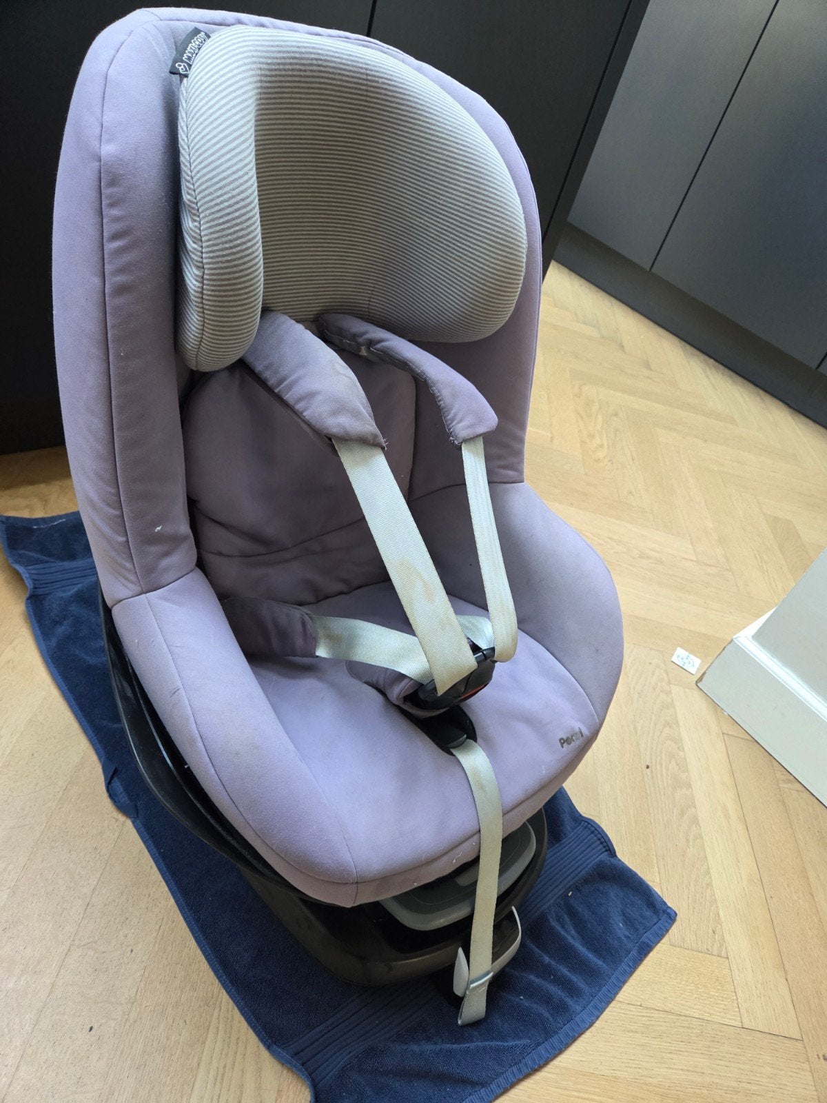Maxi-Cosi Pearl autostoel met FamilyFix base, Ophalen, Gebruikt, 9 t/m 18 kg, Isofix