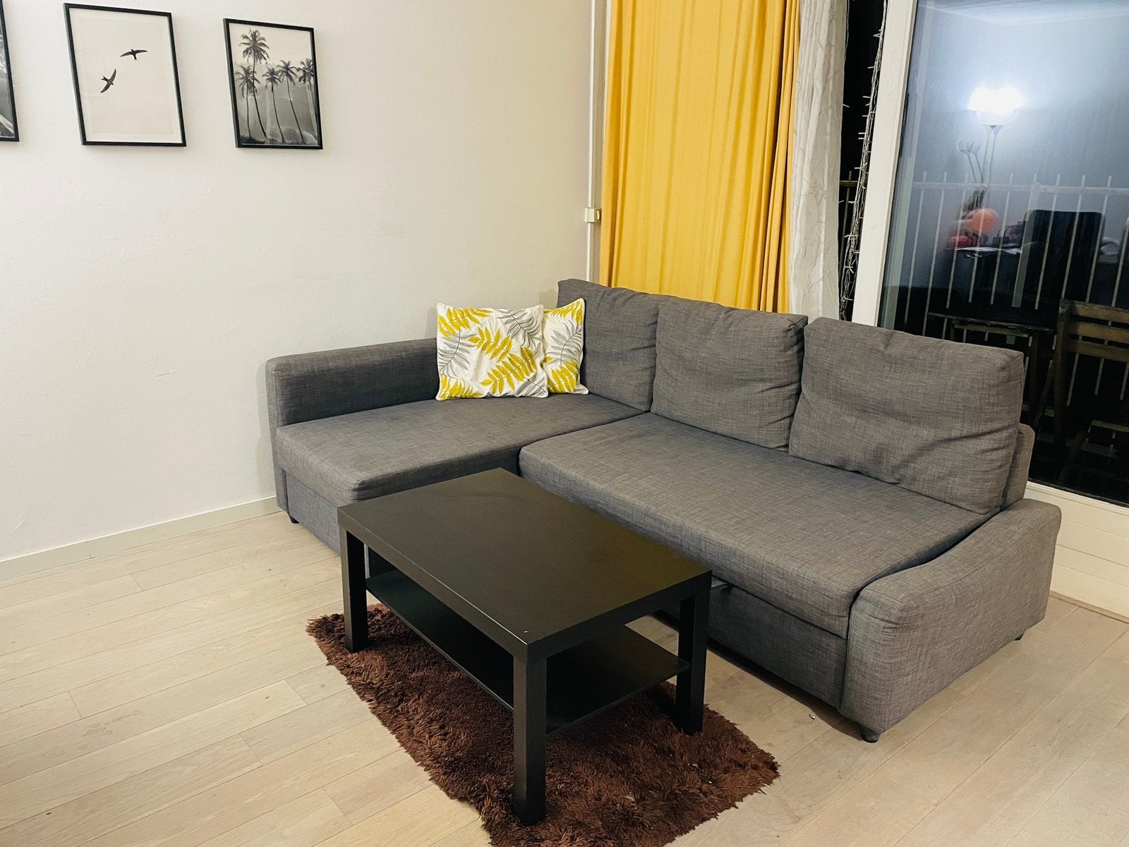 Sofa cum bed with cusions, Ophalen, Driepersoons, 75 tot 100 cm, Zo goed als nieuw