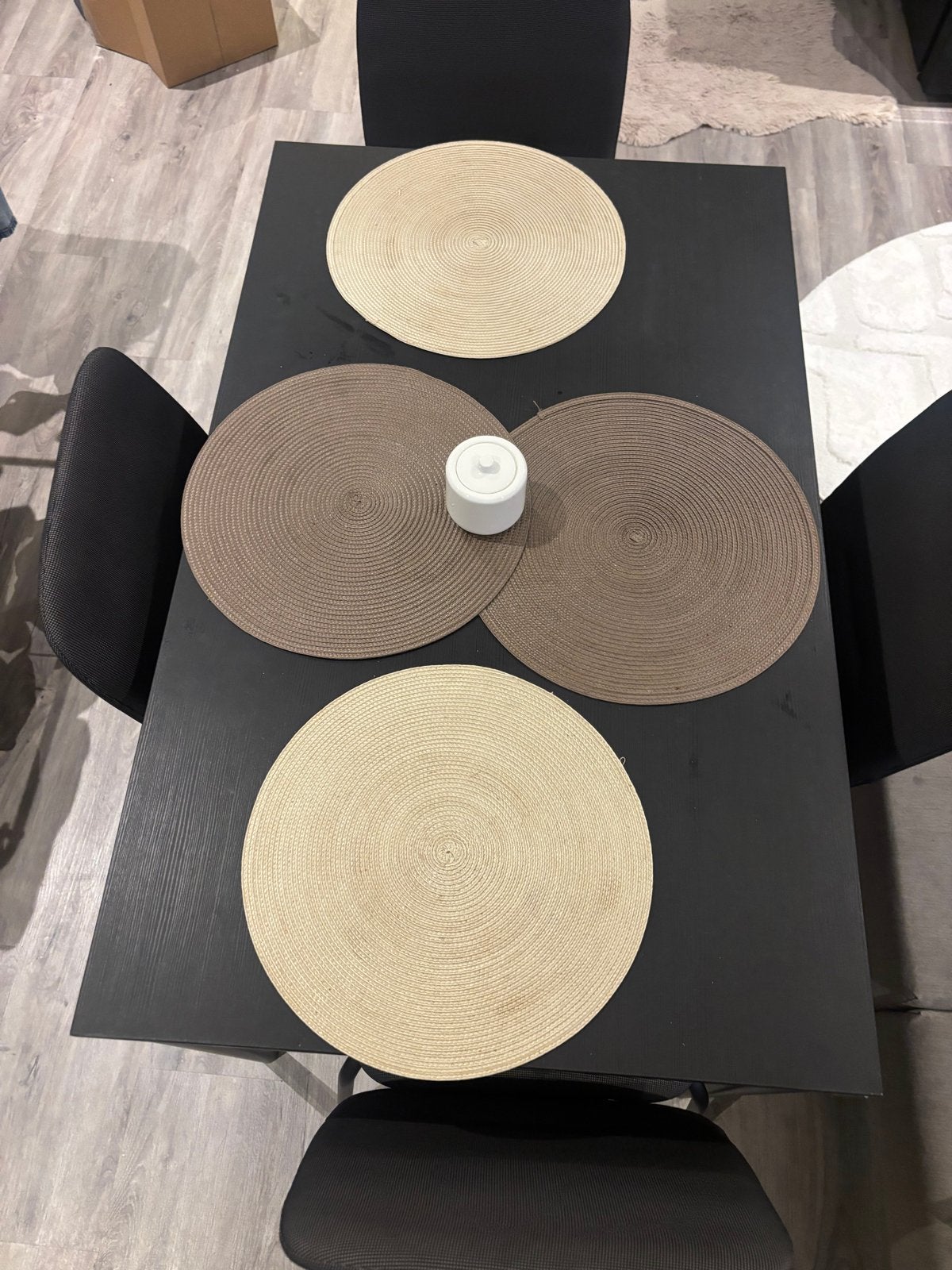 Eettafel, Ophalen