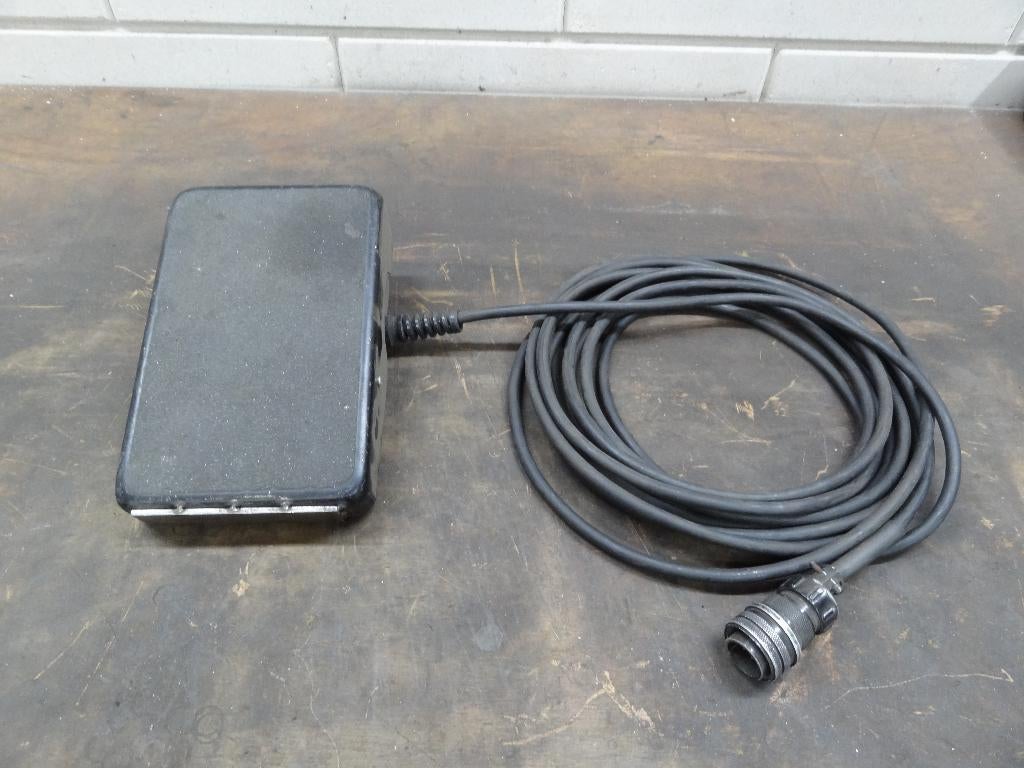 Lincoln K870 S608 voetpedaal voor tig  lasapparaat, Doe-het-zelf en Verbouw, Gereedschap | Lasapparaten, Ophalen of Verzenden