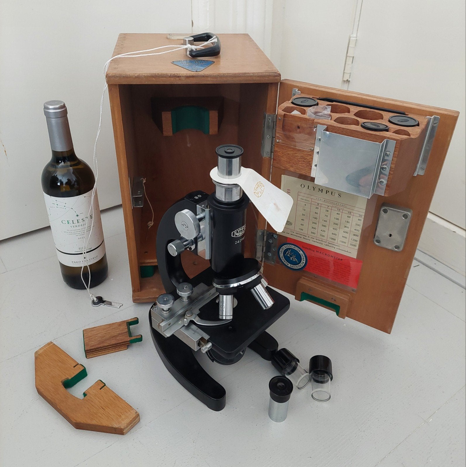 Olympus Tokyo 1962 Vintage Microscoop Origineel, Audio, Tv en Foto, Ophalen, 1000x of meer, Biologische microscoop