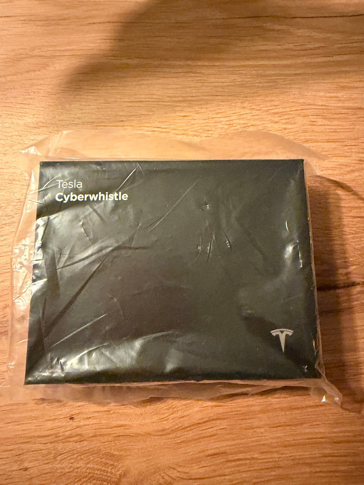 Tesla cyberwhistle first edition nieuw in plastic, Verzamelen, Ophalen of Verzenden, Nieuw