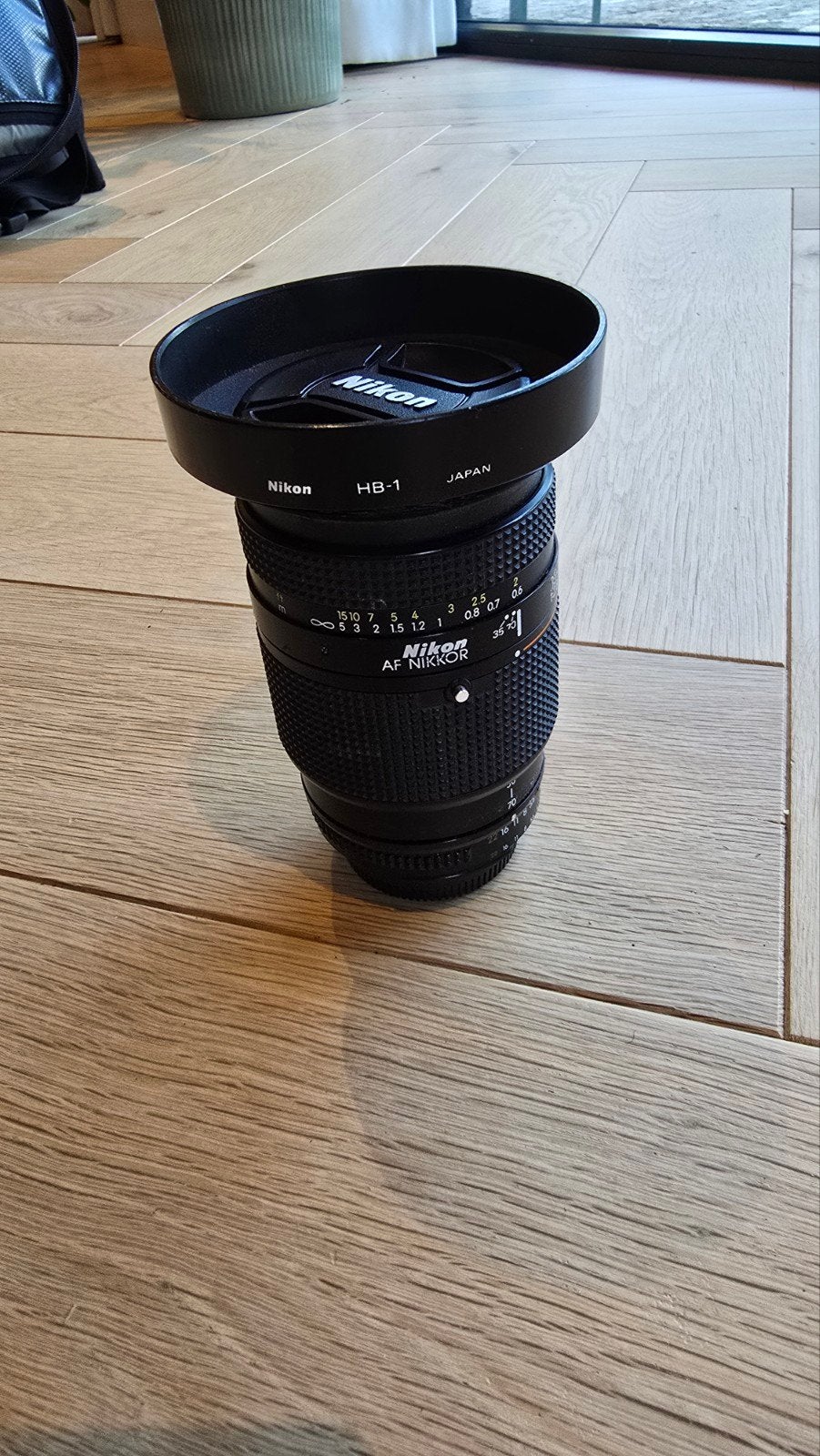 Nikon AF Nikkor 35-70mm f/2.8 D lens met zonnekap en tas, Ophalen, Beschermhoes/tas, Nikon, Zo goed als nieuw
