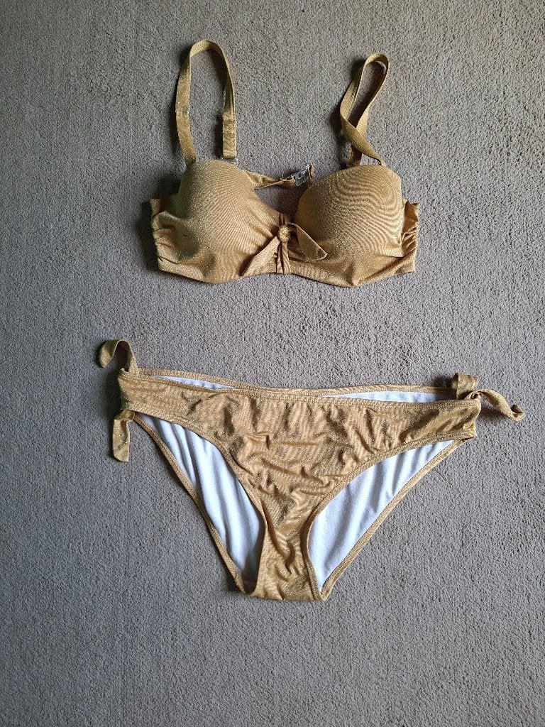 Bikini nieuw xl  goud glitter, Kleding | Dames, Nieuw, Ophalen of Verzenden, Onbekend, Bikini