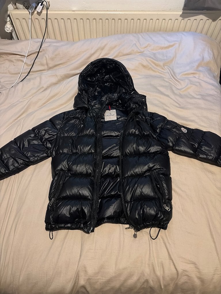 moncler maya winterjas, Moncler, Zwart, Ophalen of Verzenden, Gedragen