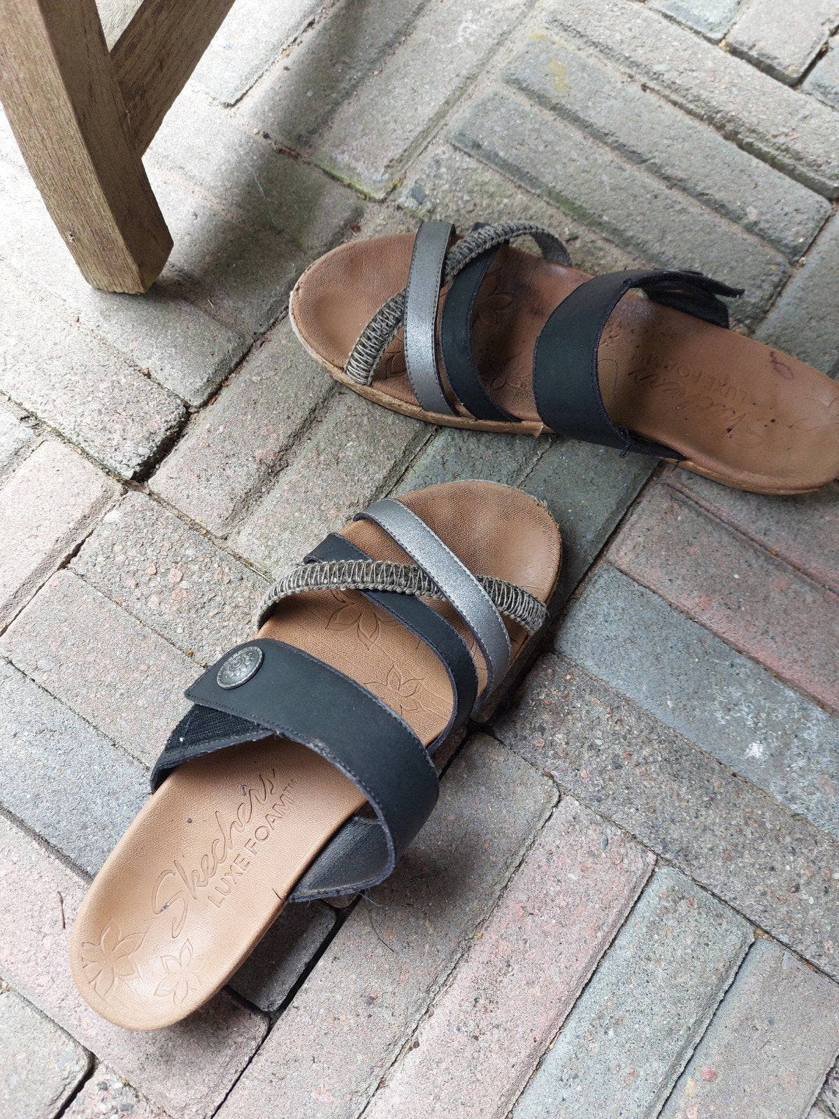 gevraagd: sketchers slippers 39, Kleding | Dames, Schoenen, Slippers, Blauw, Sketchers, Ophalen of Verzenden