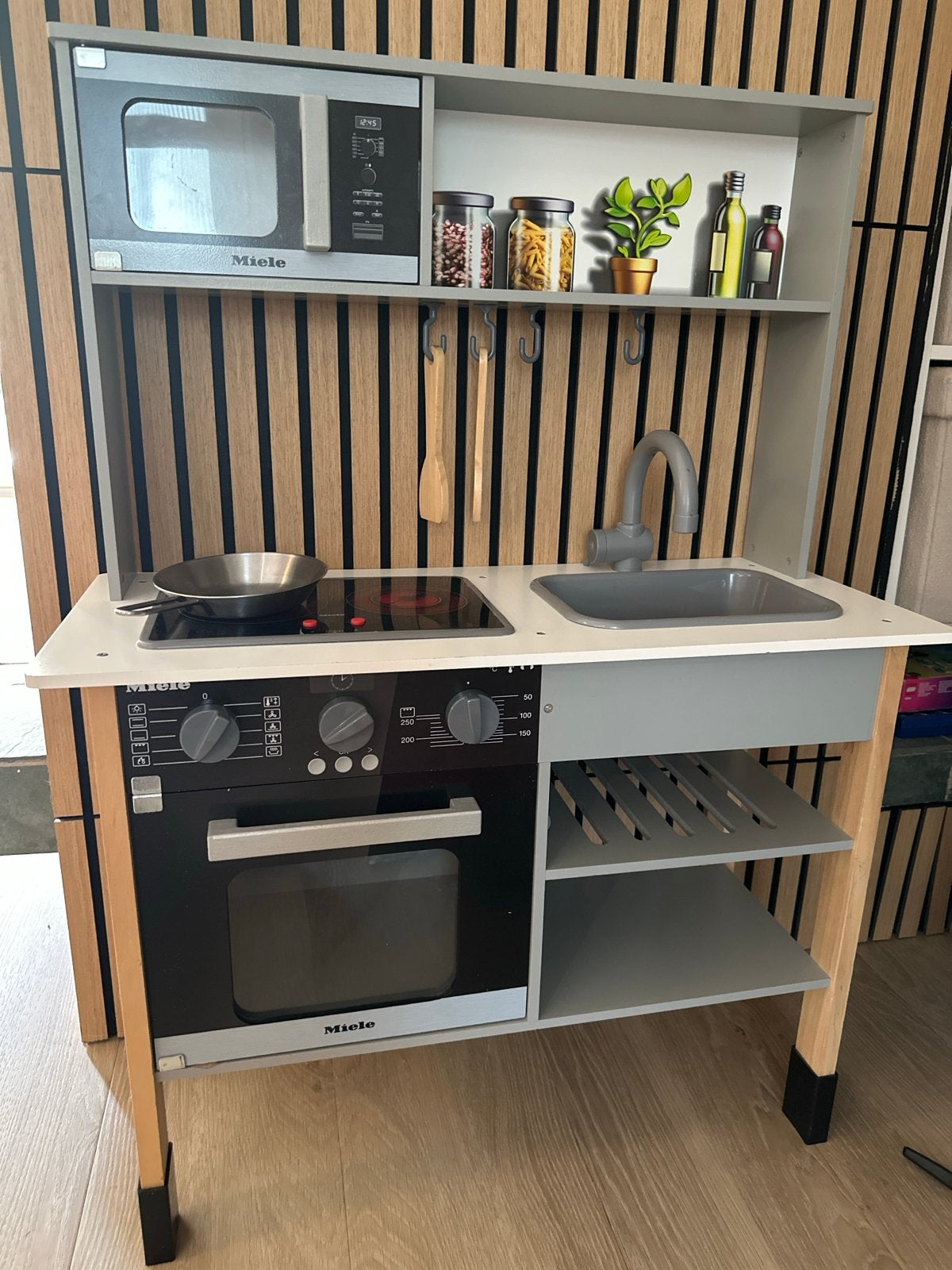 Miele speelkeukentje, Ophalen, Gebruikt, Hout, Speelkeuken