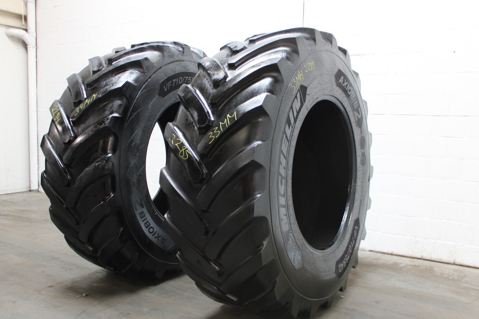 VF710/75r42 Michelin Axiobib2 dot 2022 35mm 2 stuk, Zakelijke goederen, Agrarisch | Onderdelen | Banden, Velgen en Assen, Ophalen