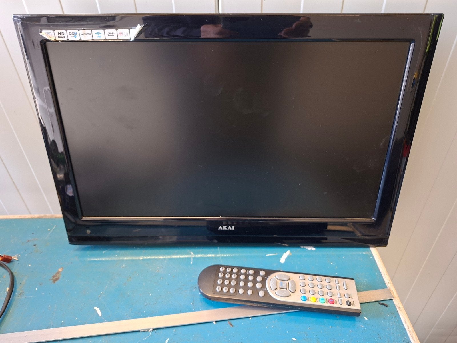 12v tv met beugel schat kb, Ophalen of Verzenden, 50 Hz, Overige merken