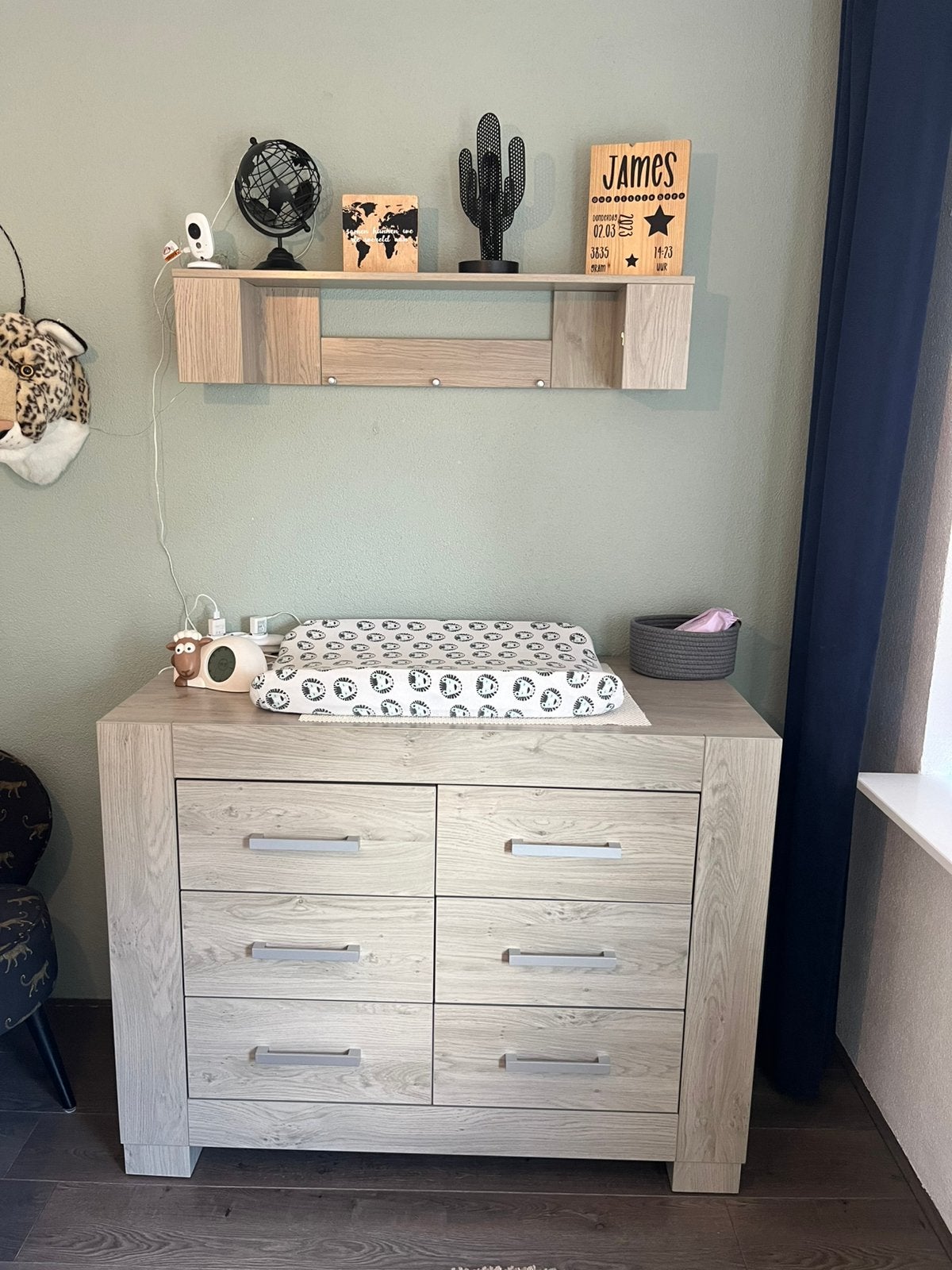 Commode met plank, Ophalen, Gebruikt, Jongetje of Meisje