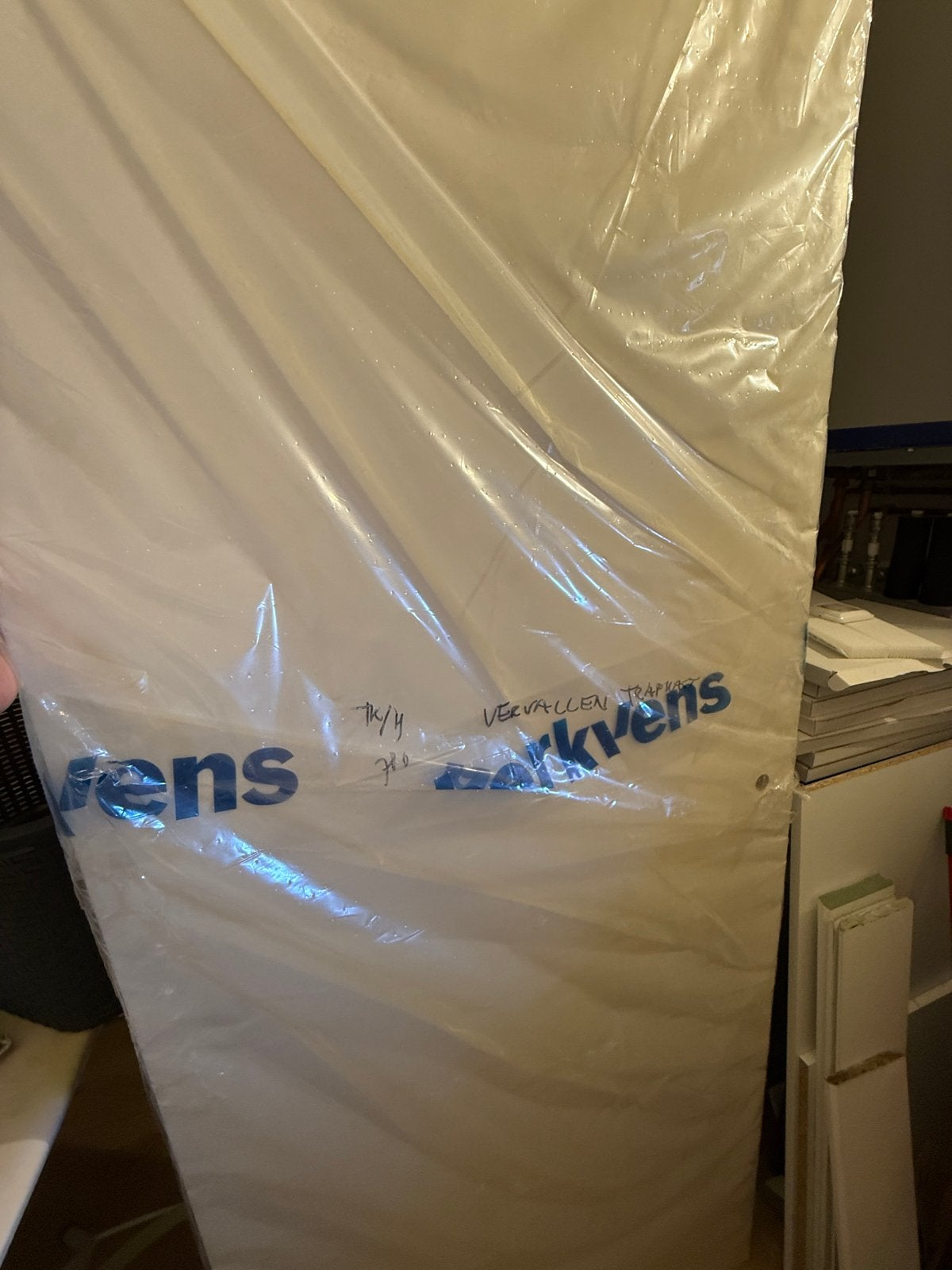 Nieuwe Berkvens opdekdeur (231,5 x 78) incl. slot en paumell, Ophalen, Minder dan 80 cm, 215 cm of meer, Binnendeur