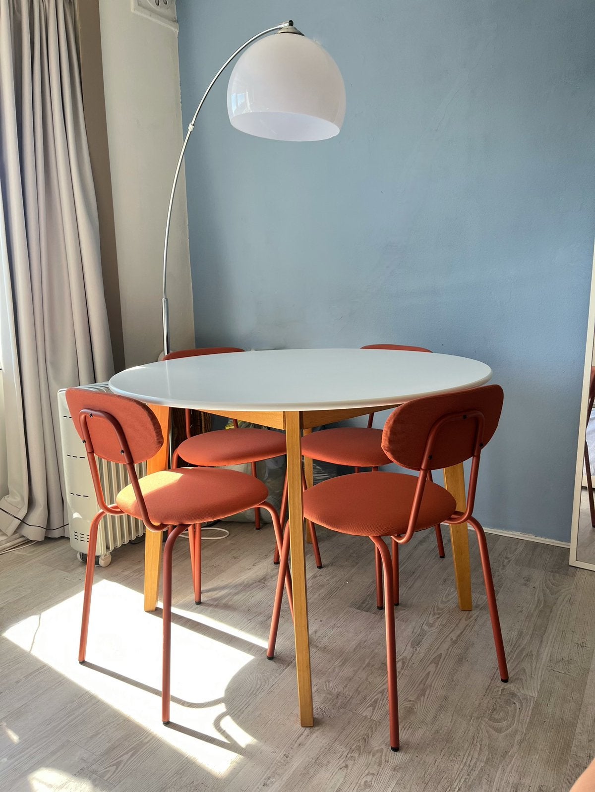 Jysk eettafel en IKEA SANDSBERG eettafelstoelen, Ophalen, Gebruikt, 100 tot 150 cm, 50 tot 100 cm