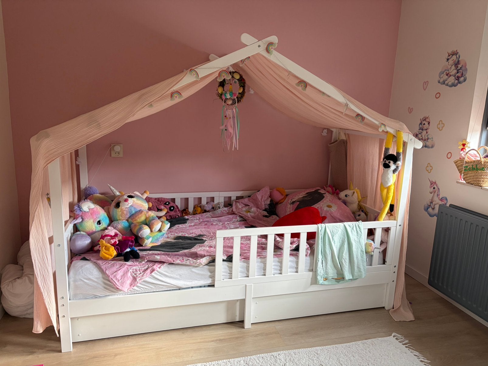 Petit Amelie bedhuisje 90x200, Ophalen, 85 tot 100 cm, Zo goed als nieuw, Lattenbodem