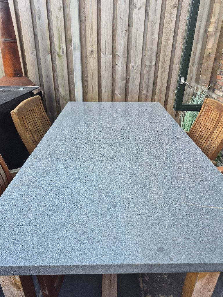 Robuuste hardhouten tuintafel met natuurstenen blad, Tuin en Terras, Tuintafels, Ophalen, Gebruikt, Rechthoekig, Hout