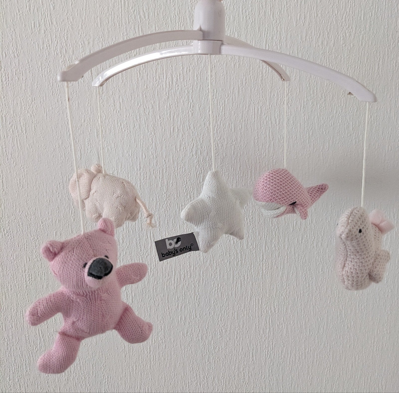 Baby's Only Muziekmobiel met gebreide knuffels, roze, Kinderen en Baby's, Speelgoed | Babyspeelgoed, Ophalen, Zo goed als nieuw