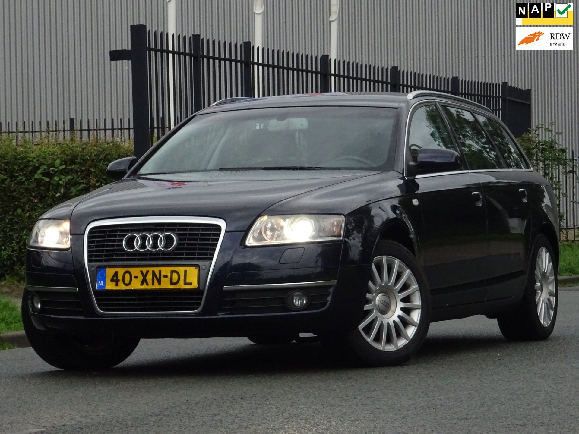 Audi A6 Avant 2.8 FSI AUTOMAAT NAP/LEER/MEMORY/NAVI/PDC/APK, Auto's, Gebruikt, 2773 cc, Blauw, 93 €/maand