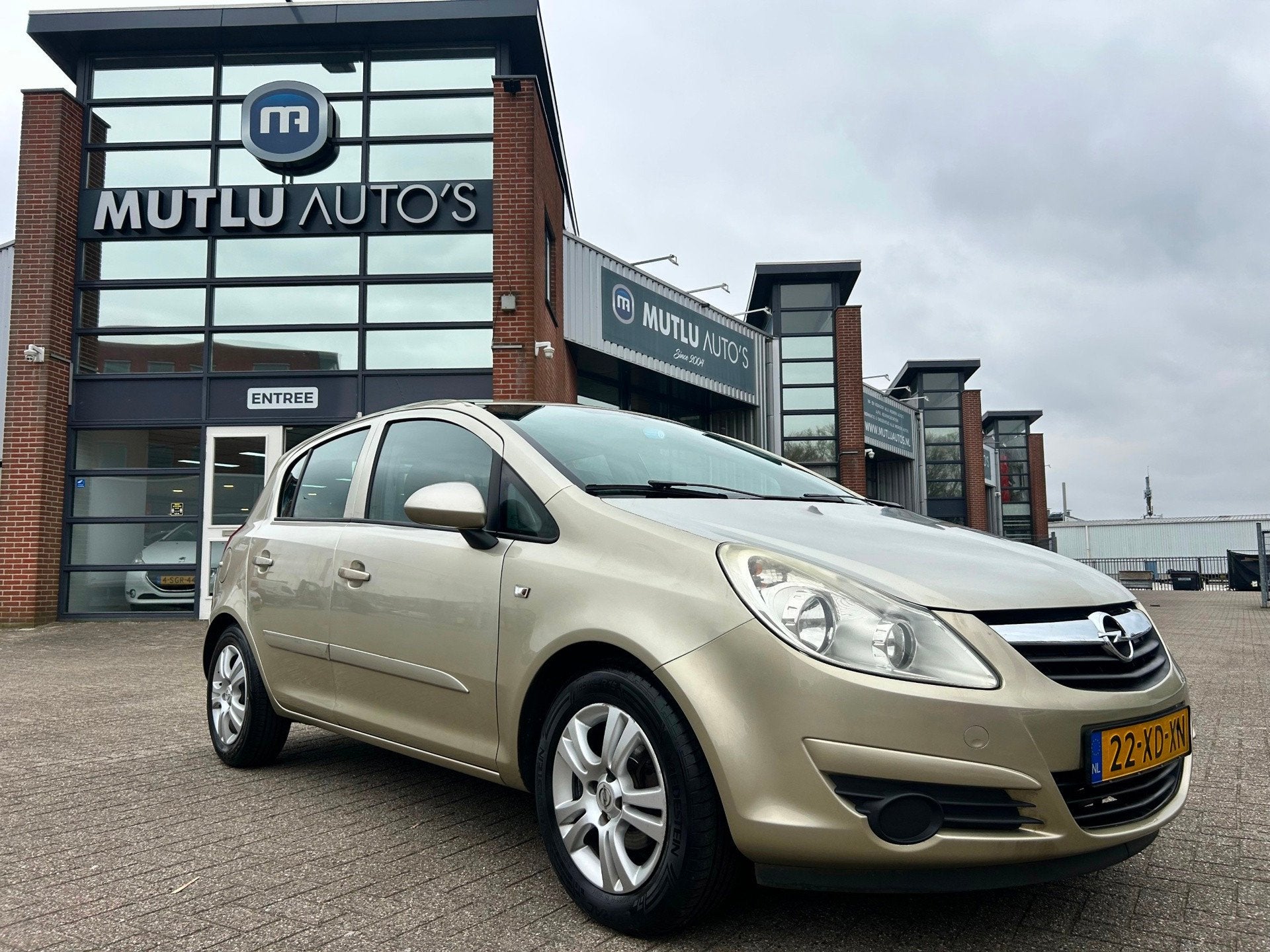 Opel Corsa 1.4-16V Enjoy 5deurs Airco NAP APK, Voorwielaandrijving, 1063 kg, Gebruikt, 4 cilinders