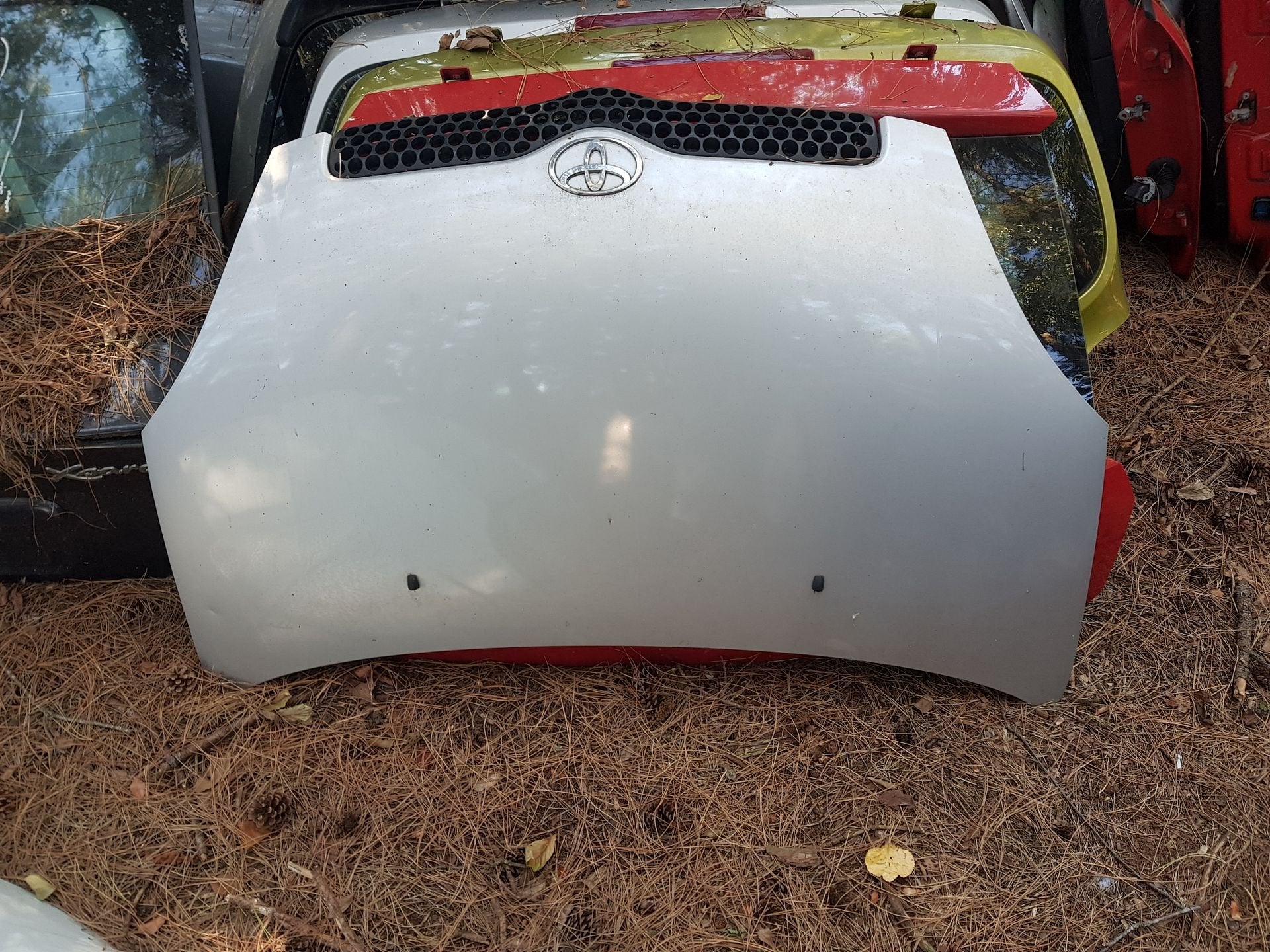 TOYOTA YARIS MOTORKAP BJ 2001 TOT 2006, Gebruikt, -, -, Ophalen of Verzenden